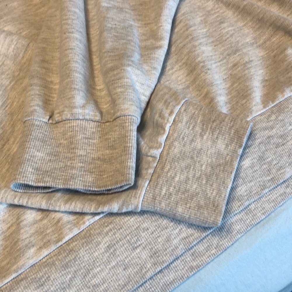 Sweatshirt - Picture 2 of 3
